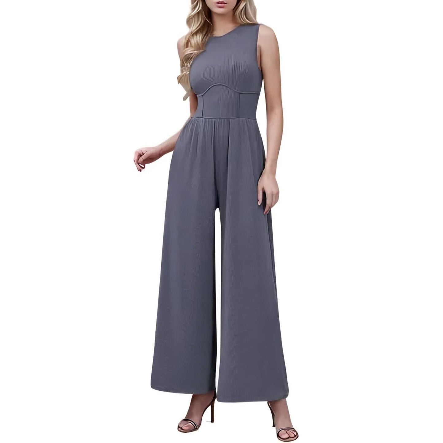 Stylish women's summer ribbed jumpsuit, perfect for comfort and warmth.