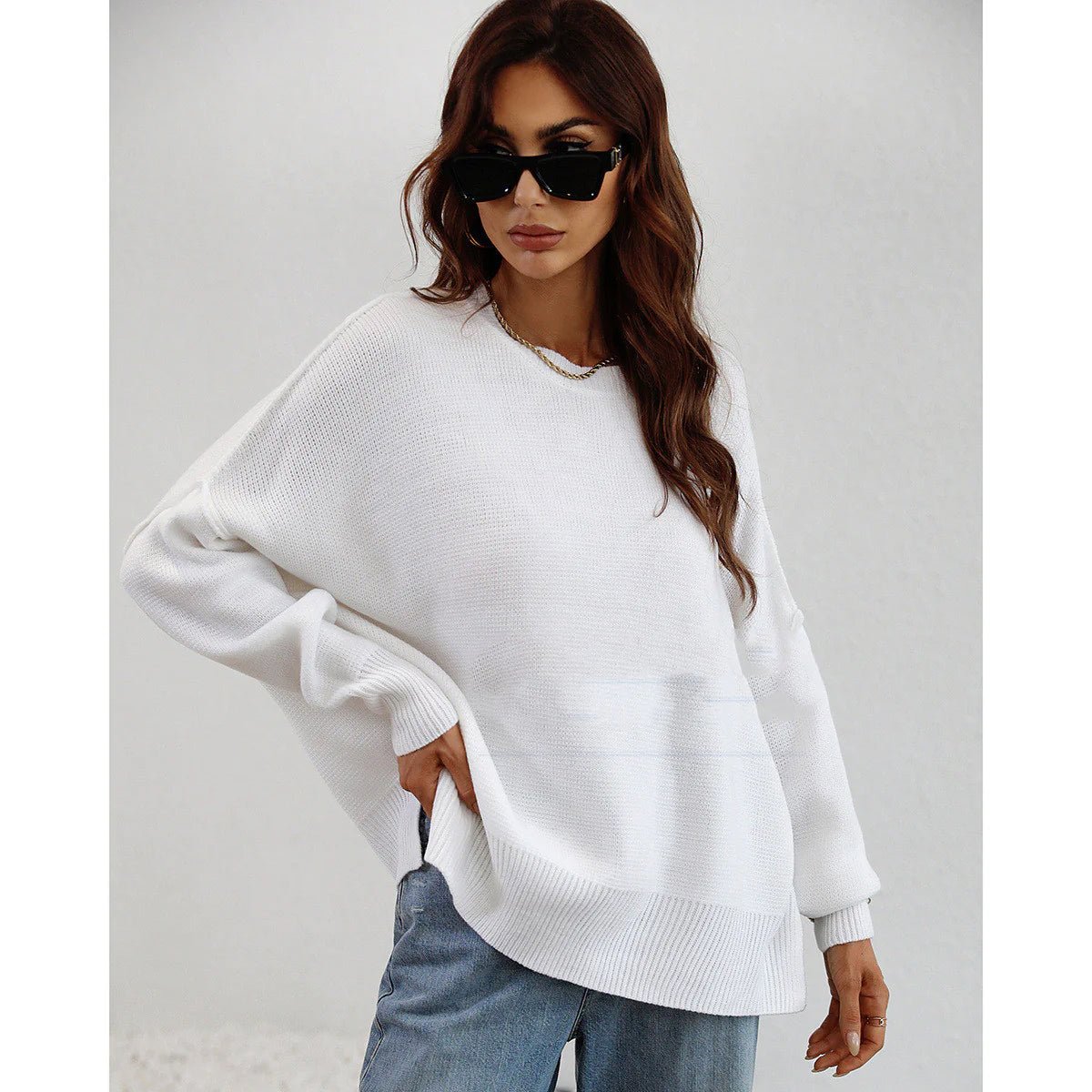 Long sleeve crew neck sweater for women, stylish and comfortable.