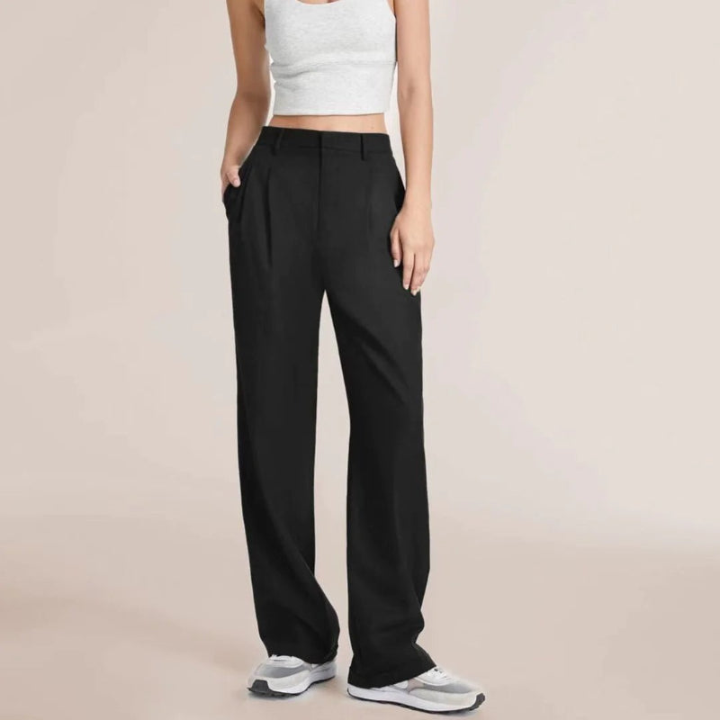 Chic wide-leg trousers with pockets and a slimming high-waist design.